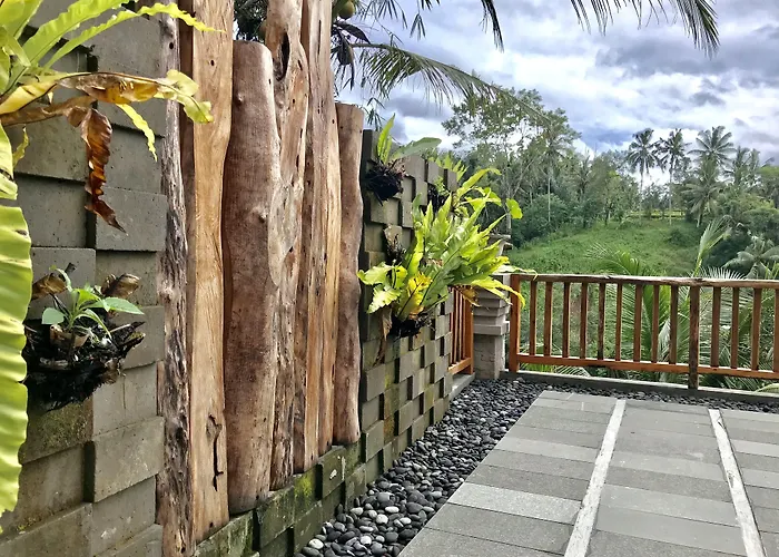 Ubud Paras Villa